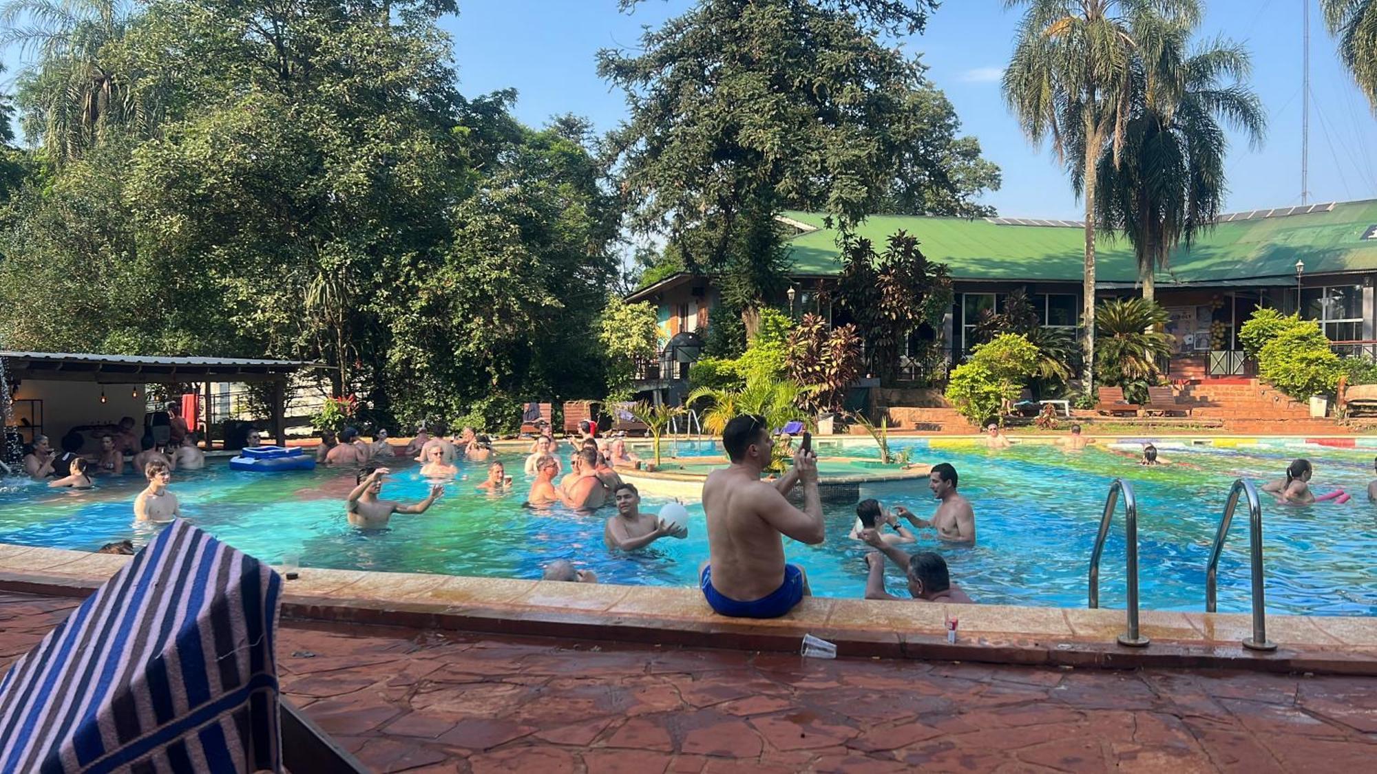 Beer Hotel Iguazu Пуерто-Іґуасу Екстер'єр фото